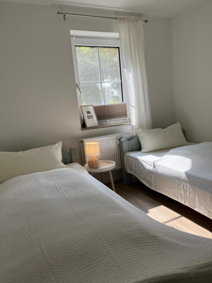 Ferienwohnung II Im Idyllischen Gulfhof ครุมเฮิร์น ภายนอก รูปภาพ